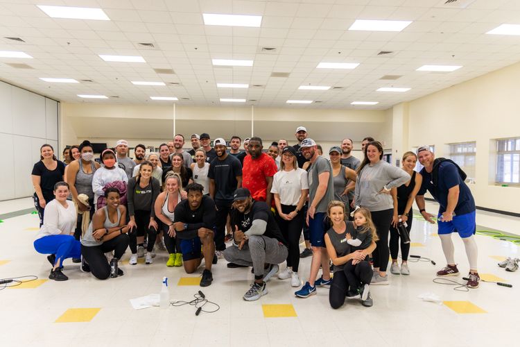 Former Carolina Panthers Running Back, Jonathan Stewart, Attends ISI® Concord's Pop-Up Session