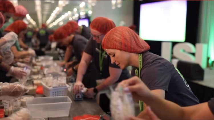 Did We Beat The Clock?! 10,000 Meals Packaged at the ISI® Elite Training Train For Life Convention