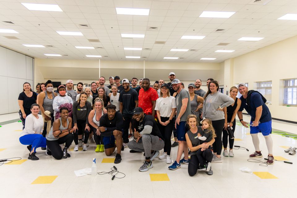 Carolina Panthers Former Running Back Jonathan Stewart with ISI® Elite Training Members